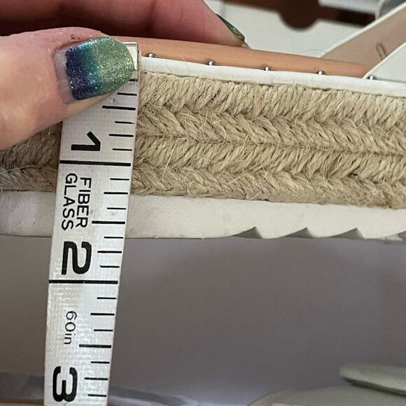 Gianni Bini White Sandals resort vacation preppy festival spring summer - Picture 14 of 14